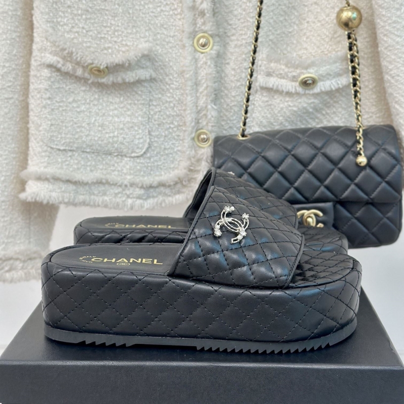 Ch*el slippers